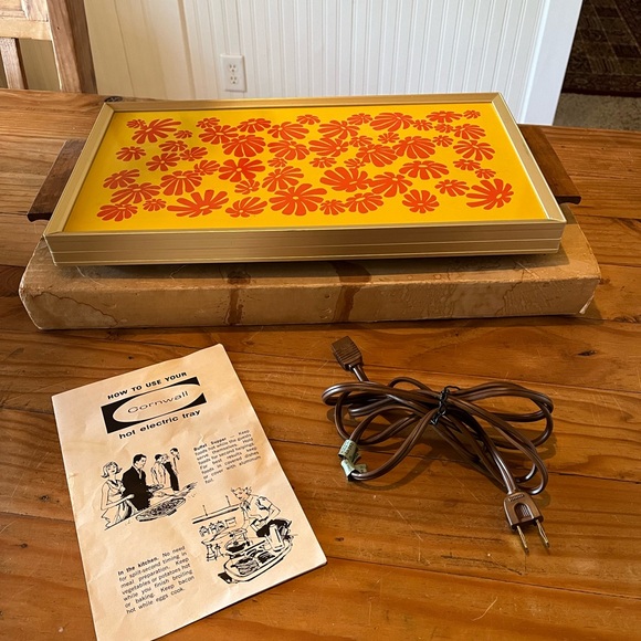 Vintage Cornwall Hot Electric Tray 60’s-70’s Floral Pattern - Picture 10 of 16